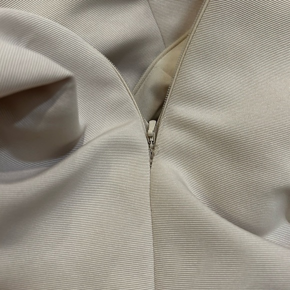 Amsale Austin Dress in Champagne, size 6.  NWT.  Thread loose (see photos). - Picture 3 of 9